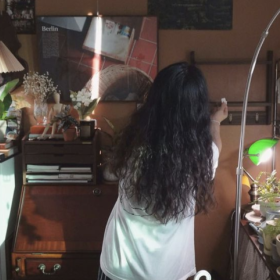 Cô gái biến căn phòng 8m2 thành không gian thư giãn, ngày mưa chỉ thích ngồi nhà xem TV Cô gái biến căn phòng 8m2 thành không gian thư giãn, ngày mưa chỉ thích ngồi nhà xem TV